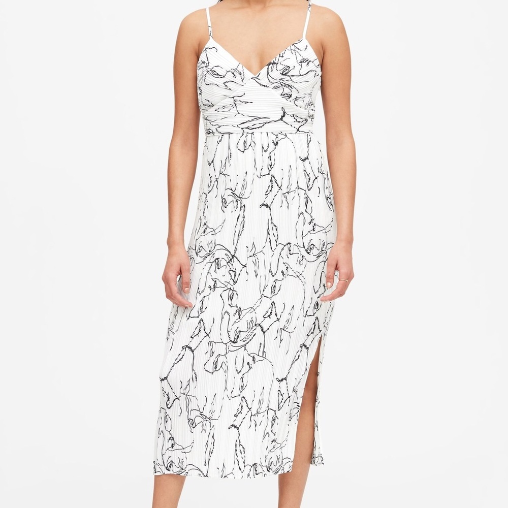 Mid-Length Sleek White Minimalist Dress